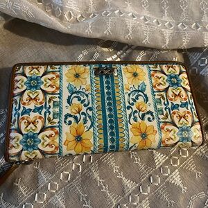 Bella Limone Fiorla leather wallet by Brighton.